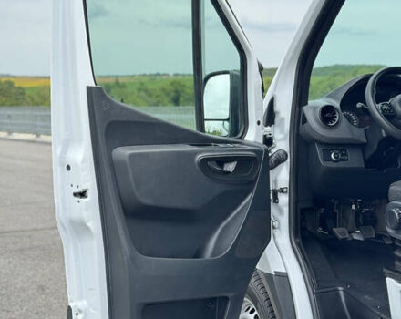 Белый Мерседес Sprinter, объемом двигателя 2.2 л и пробегом 220 тыс. км за 25900 $, фото 18 на Automoto.ua