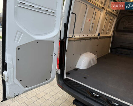 Белый Мерседес Sprinter, объемом двигателя 3 л и пробегом 87 тыс. км за 35555 $, фото 38 на Automoto.ua