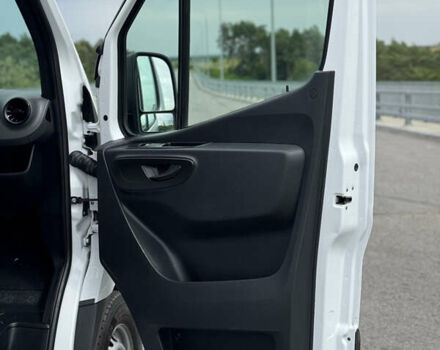 Белый Мерседес Sprinter, объемом двигателя 2.2 л и пробегом 220 тыс. км за 25900 $, фото 27 на Automoto.ua