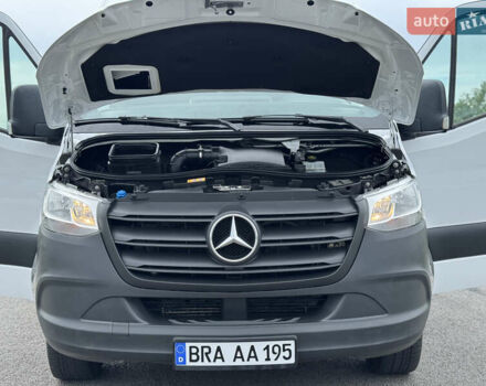 Белый Мерседес Sprinter, объемом двигателя 2.2 л и пробегом 220 тыс. км за 25900 $, фото 42 на Automoto.ua