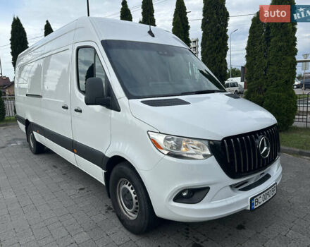 Білий Мерседес Sprinter, об'ємом двигуна 2.99 л та пробігом 220 тис. км за 41000 $, фото 1 на Automoto.ua