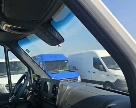 Белый Мерседес Sprinter, объемом двигателя 1.95 л и пробегом 221 тыс. км за 29900 $, фото 33 на Automoto.ua