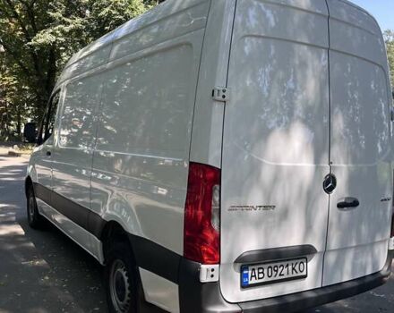 Белый Мерседес Sprinter, объемом двигателя 2.14 л и пробегом 90 тыс. км за 29900 $, фото 2 на Automoto.ua