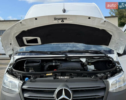Белый Мерседес Sprinter, объемом двигателя 2.2 л и пробегом 196 тыс. км за 25900 $, фото 27 на Automoto.ua