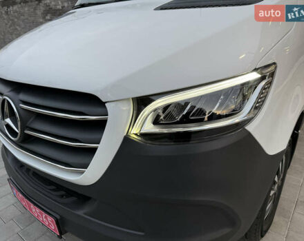 Белый Мерседес Sprinter, объемом двигателя 3 л и пробегом 87 тыс. км за 35555 $, фото 31 на Automoto.ua