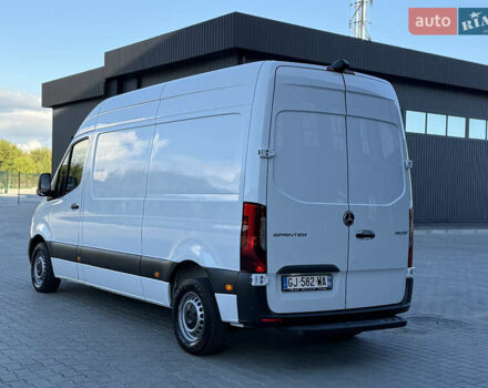 Белый Мерседес Sprinter, объемом двигателя 0 л и пробегом 136 тыс. км за 29999 $, фото 6 на Automoto.ua