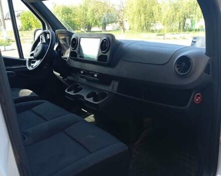Білий Мерседес Sprinter, об'ємом двигуна 2.99 л та пробігом 170 тис. км за 44000 $, фото 5 на Automoto.ua