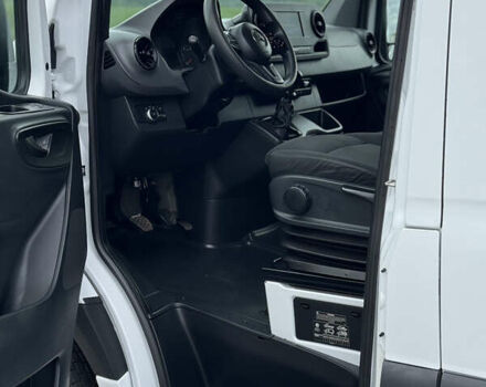 Белый Мерседес Sprinter, объемом двигателя 0 л и пробегом 184 тыс. км за 25900 $, фото 18 на Automoto.ua