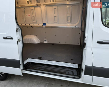 Белый Мерседес Sprinter, объемом двигателя 3 л и пробегом 87 тыс. км за 35555 $, фото 43 на Automoto.ua