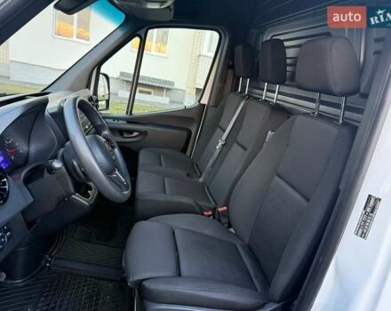 Белый Мерседес Sprinter, объемом двигателя 1.95 л и пробегом 207 тыс. км за 31900 $, фото 18 на Automoto.ua