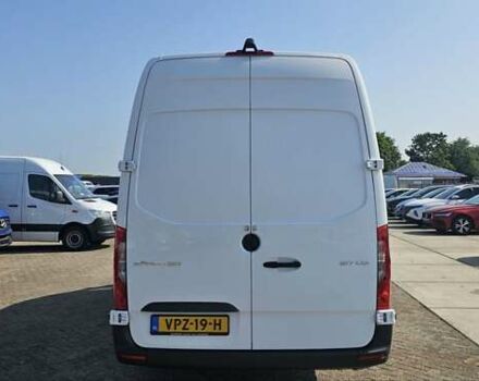 Белый Мерседес Sprinter, объемом двигателя 1.95 л и пробегом 221 тыс. км за 29900 $, фото 10 на Automoto.ua