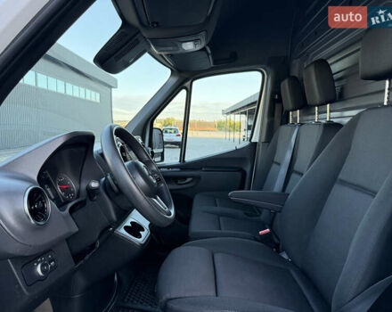 Белый Мерседес Sprinter, объемом двигателя 0 л и пробегом 136 тыс. км за 29999 $, фото 58 на Automoto.ua