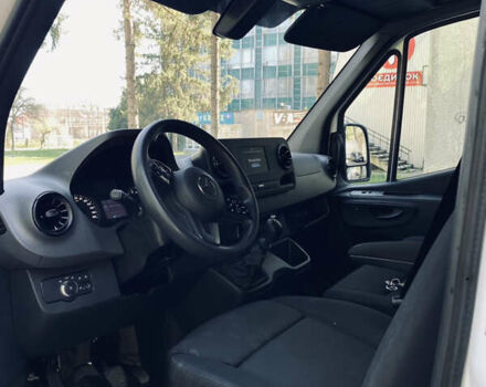 Белый Мерседес Sprinter, объемом двигателя 0 л и пробегом 62 тыс. км за 33600 $, фото 7 на Automoto.ua