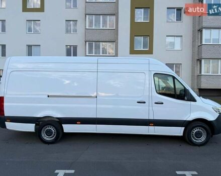Белый Мерседес Sprinter, объемом двигателя 1.95 л и пробегом 207 тыс. км за 31900 $, фото 6 на Automoto.ua
