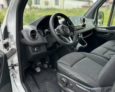 Белый Мерседес Sprinter, объемом двигателя 2.99 л и пробегом 400 тыс. км за 35999 $, фото 10 на Automoto.ua