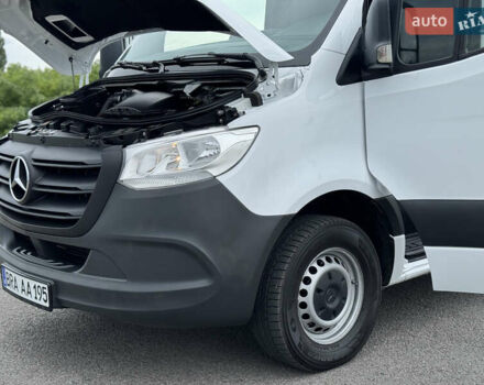 Белый Мерседес Sprinter, объемом двигателя 2.2 л и пробегом 220 тыс. км за 25900 $, фото 44 на Automoto.ua