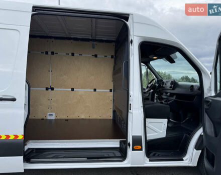 Белый Мерседес Sprinter, объемом двигателя 0 л и пробегом 184 тыс. км за 25900 $, фото 28 на Automoto.ua