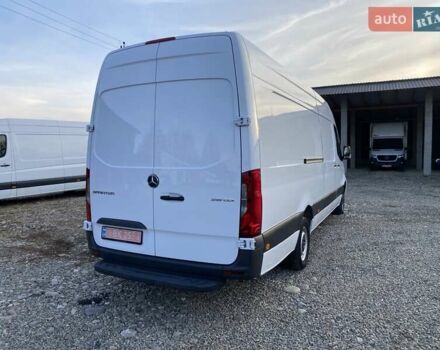 Белый Мерседес Sprinter, объемом двигателя 2.2 л и пробегом 160 тыс. км за 25999 $, фото 21 на Automoto.ua
