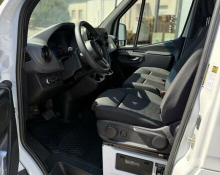 Белый Мерседес Sprinter, объемом двигателя 2.99 л и пробегом 80 тыс. км за 42300 $, фото 18 на Automoto.ua