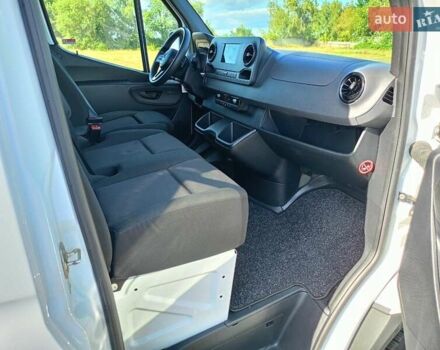 Белый Мерседес Sprinter, объемом двигателя 1.95 л и пробегом 62 тыс. км за 34900 $, фото 9 на Automoto.ua