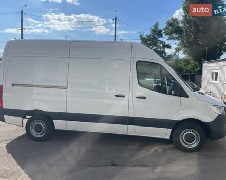 Белый Мерседес Sprinter, объемом двигателя 1.95 л и пробегом 47 тыс. км за 29900 $, фото 2 на Automoto.ua