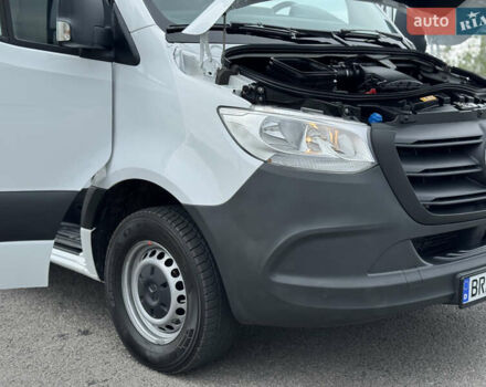 Белый Мерседес Sprinter, объемом двигателя 2.2 л и пробегом 220 тыс. км за 25900 $, фото 43 на Automoto.ua
