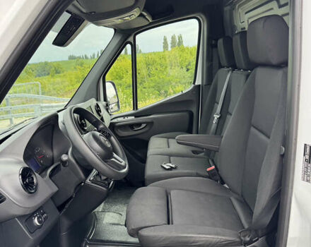 Белый Мерседес Sprinter, объемом двигателя 2.2 л и пробегом 220 тыс. км за 25900 $, фото 26 на Automoto.ua