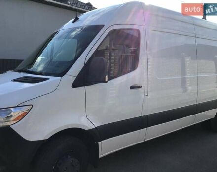 Белый Мерседес Sprinter, объемом двигателя 2.99 л и пробегом 380 тыс. км за 49142 $, фото 18 на Automoto.ua