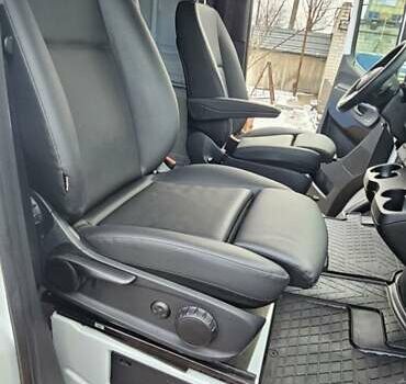 Белый Мерседес Sprinter, объемом двигателя 2.99 л и пробегом 22 тыс. км за 40500 $, фото 21 на Automoto.ua