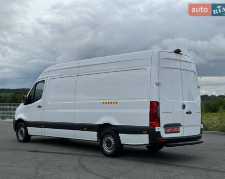 Белый Мерседес Sprinter, объемом двигателя 0 л и пробегом 184 тыс. км за 25900 $, фото 9 на Automoto.ua