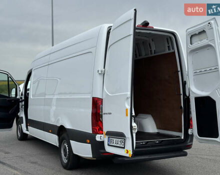 Белый Мерседес Sprinter, объемом двигателя 2.2 л и пробегом 220 тыс. км за 25900 $, фото 48 на Automoto.ua