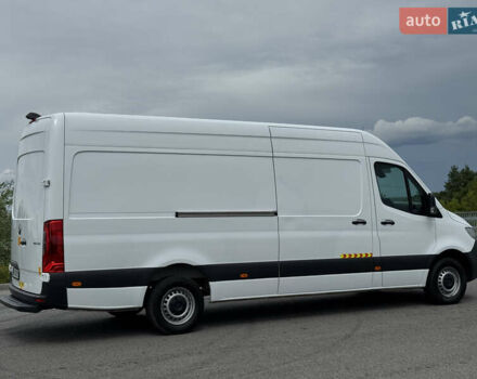 Белый Мерседес Sprinter, объемом двигателя 2.2 л и пробегом 220 тыс. км за 25900 $, фото 14 на Automoto.ua