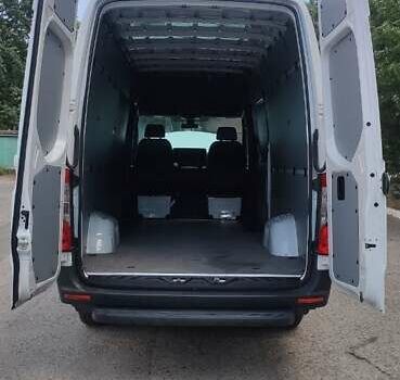 Белый Мерседес Sprinter, объемом двигателя 3 л и пробегом 413 тыс. км за 33333 $, фото 16 на Automoto.ua