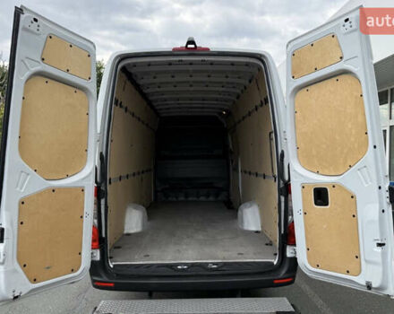 Белый Мерседес Sprinter, объемом двигателя 2 л и пробегом 242 тыс. км за 31300 $, фото 9 на Automoto.ua