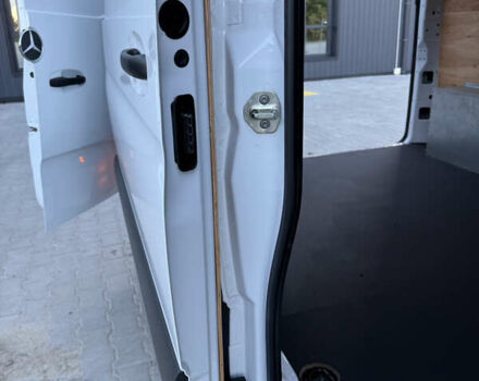 Белый Мерседес Sprinter, объемом двигателя 0 л и пробегом 136 тыс. км за 29999 $, фото 47 на Automoto.ua