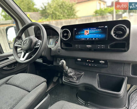 Белый Мерседес Sprinter, объемом двигателя 2.99 л и пробегом 400 тыс. км за 35999 $, фото 11 на Automoto.ua