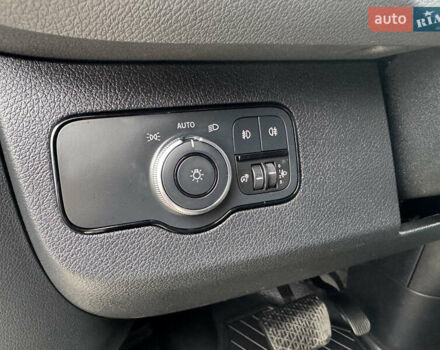 Белый Мерседес Sprinter, объемом двигателя 1.95 л и пробегом 191 тыс. км за 29000 $, фото 33 на Automoto.ua