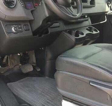 Белый Мерседес Sprinter, объемом двигателя 3 л и пробегом 413 тыс. км за 33333 $, фото 5 на Automoto.ua