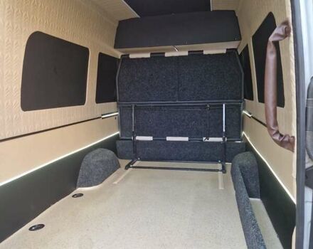 Белый Мерседес Sprinter, объемом двигателя 1.95 л и пробегом 316 тыс. км за 39400 $, фото 3 на Automoto.ua