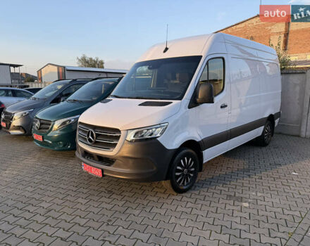 Белый Мерседес Sprinter, объемом двигателя 3 л и пробегом 87 тыс. км за 35555 $, фото 2 на Automoto.ua