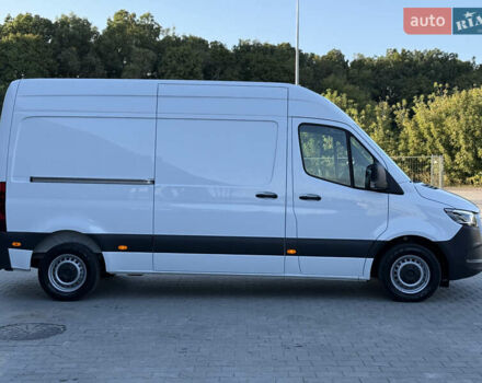 Белый Мерседес Sprinter, объемом двигателя 0 л и пробегом 136 тыс. км за 29999 $, фото 10 на Automoto.ua