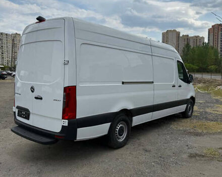 Белый Мерседес Sprinter, объемом двигателя 3 л и пробегом 330 тыс. км за 36999 $, фото 4 на Automoto.ua