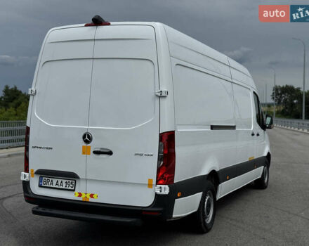 Белый Мерседес Sprinter, объемом двигателя 2.2 л и пробегом 220 тыс. км за 25900 $, фото 12 на Automoto.ua