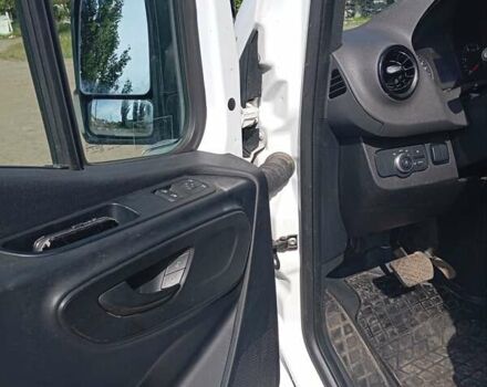 Білий Мерседес Sprinter, об'ємом двигуна 2.99 л та пробігом 170 тис. км за 44000 $, фото 8 на Automoto.ua