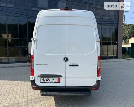 Белый Мерседес Sprinter, объемом двигателя 2 л и пробегом 198 тыс. км за 33500 $, фото 6 на Automoto.ua