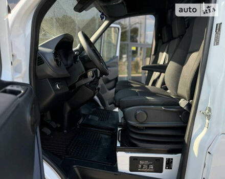 Белый Мерседес Sprinter, объемом двигателя 2 л и пробегом 198 тыс. км за 33500 $, фото 65 на Automoto.ua