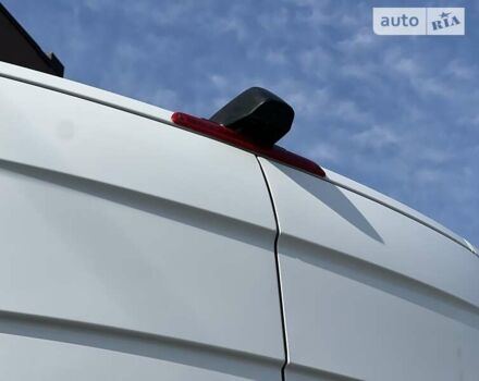 Белый Мерседес Sprinter, объемом двигателя 2 л и пробегом 198 тыс. км за 33500 $, фото 2 на Automoto.ua