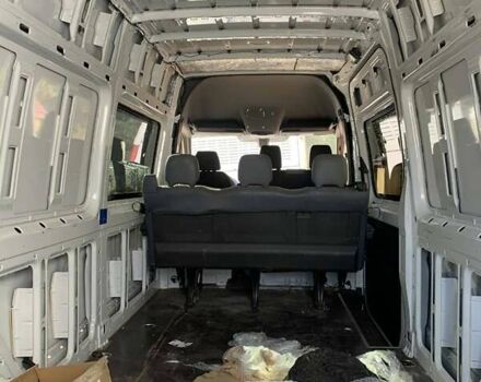Белый Мерседес Sprinter, объемом двигателя 1.95 л и пробегом 242 тыс. км за 29000 $, фото 47 на Automoto.ua