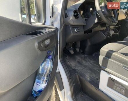 Белый Мерседес Sprinter, объемом двигателя 1.95 л и пробегом 242 тыс. км за 29000 $, фото 30 на Automoto.ua
