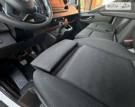 Белый Мерседес Sprinter, объемом двигателя 2 л и пробегом 198 тыс. км за 33500 $, фото 89 на Automoto.ua